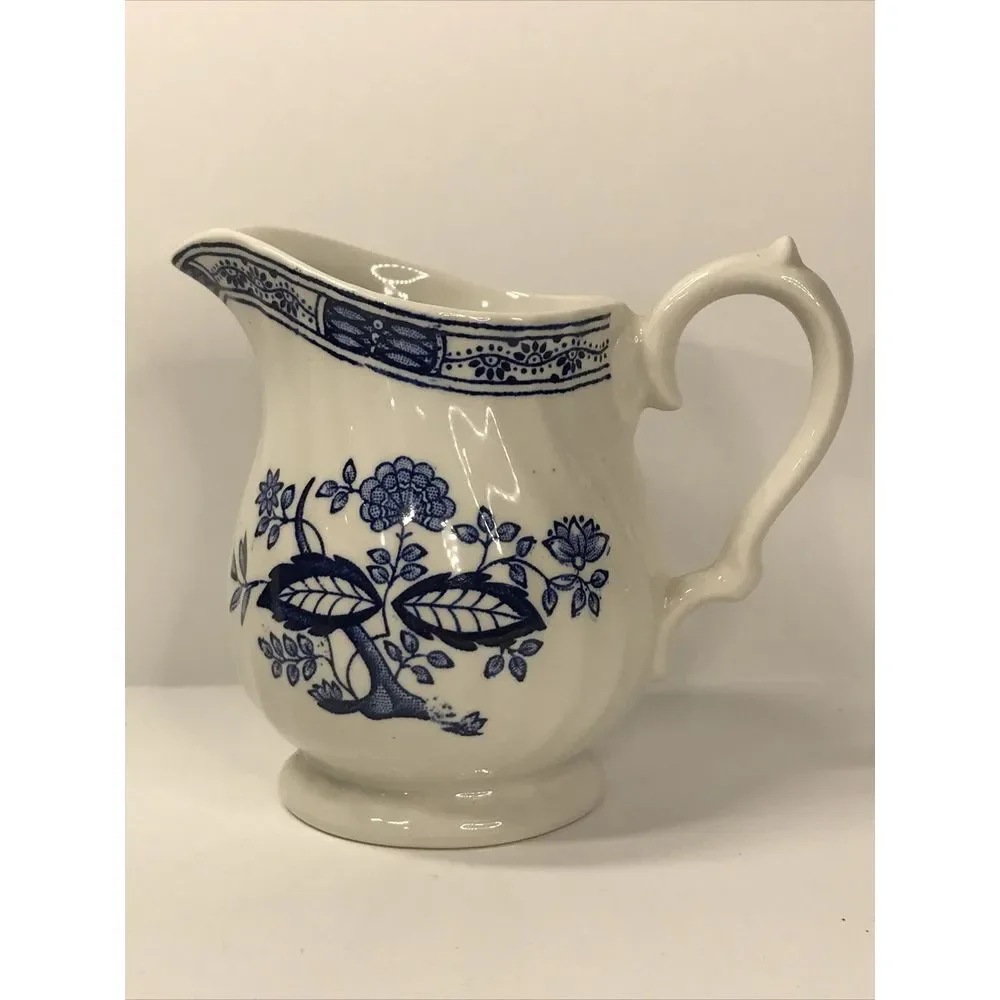 ROYAL ESSEX CREAMER MADE IN England